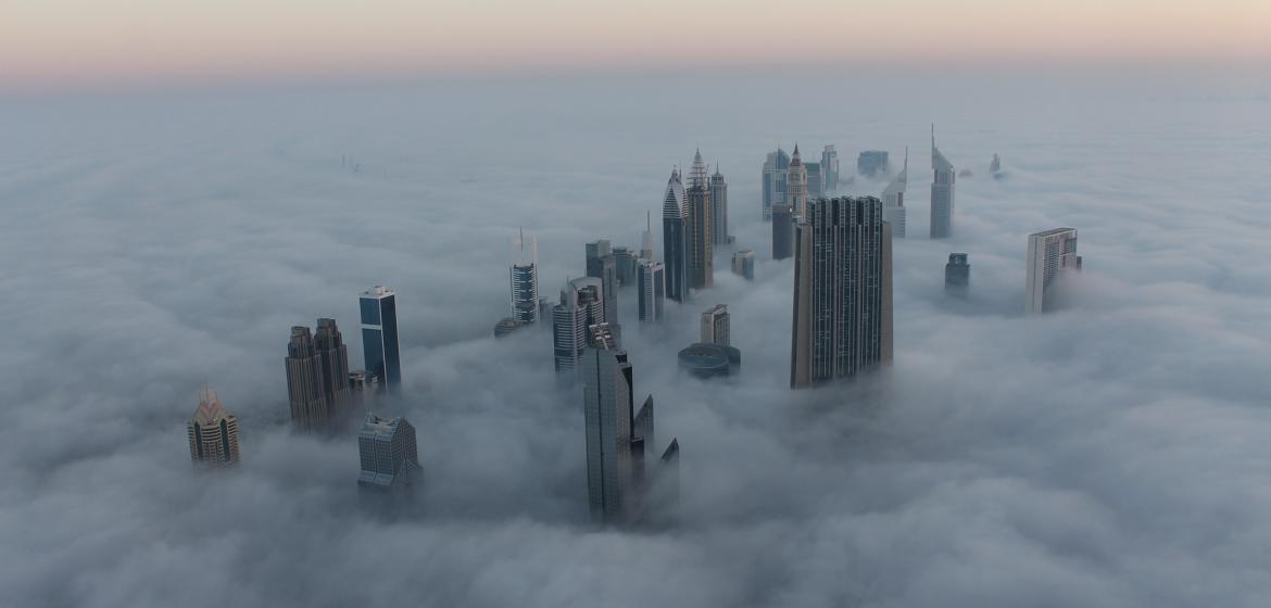 Dubai im Nebel. Auf die Verhandlungen zwischen Israel und den UAE folgten mit Bahrain, Marokko und Sudan drei weitere WANA Länder. Bild: Pixabay.  