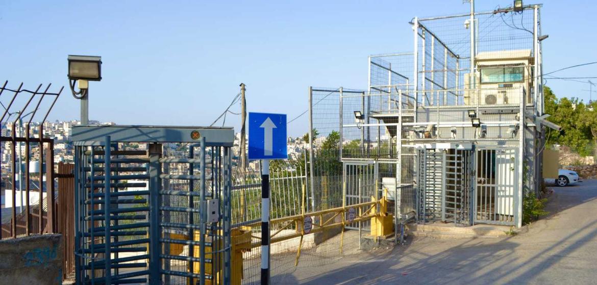 Checkpoints in Hebron. Foto: Izzat Karaki