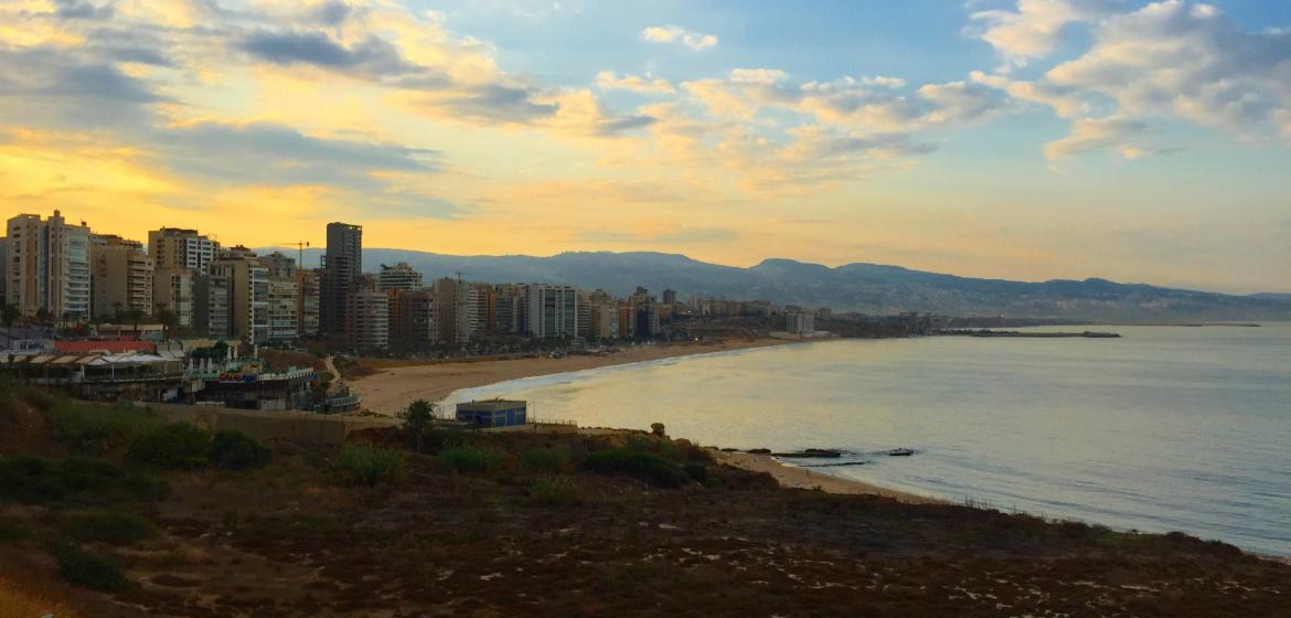 Der Strand Ramlet al-Bayda ist der einzige Ort in der Hauptstadt, an dem die Beiruter ungehindert Zugang zum Meer haben. Aber er ist auch für Spekulanten interessant. Foto: Christian Ohlsen (mit freundlicher Genehmigung)