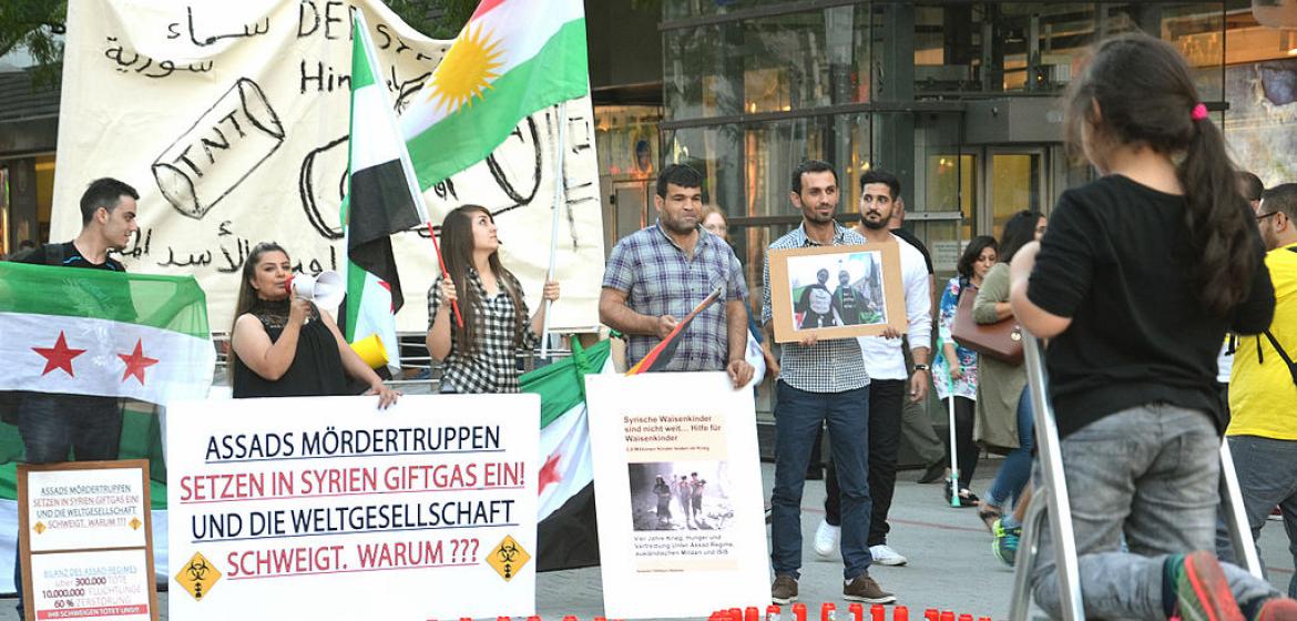 Foto: Leonhard Lenz, Quelle: Wiki Commons, https://commons.wikimedia.org/wiki/File:Demonstration_against_the_war_in_Syria_in_Berlin_26._of_February_2018_03.jpg