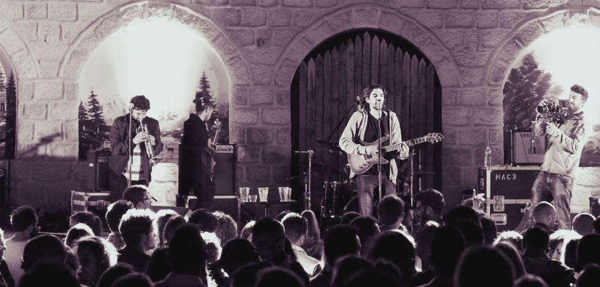 'Apo and the Apostles' bei einem Auftritt in Bethlehem. Foto: Apo and the Apostles