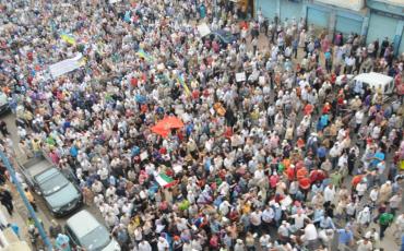 Demonstranten in Casablanca, Mai 2011. Photo: Magharebia (https://commons.wikimedia.org/wiki/File:2011_Moroccan_protests_1.jpg, CC BY 2.0)