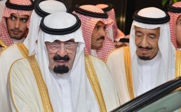 Der König und sein Nachfolger: Abdullah ibn Abd al Aziz al-Saud (links) und sein jüngerer Bruder Salman. (CC BY-SA 2.0) 