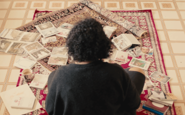 Revisiting old memories in the film’s namesake villa. Credit: Eiman Mirghani.