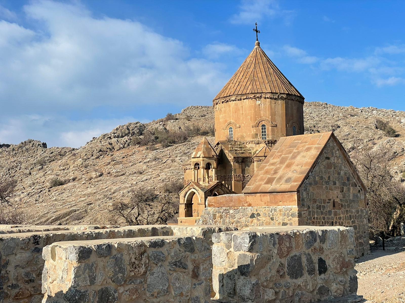 Restaurierte Akhtamar Kirche, auf der Insel im Vansee, Türkei. Foto: Filiz Yildirim 2022.