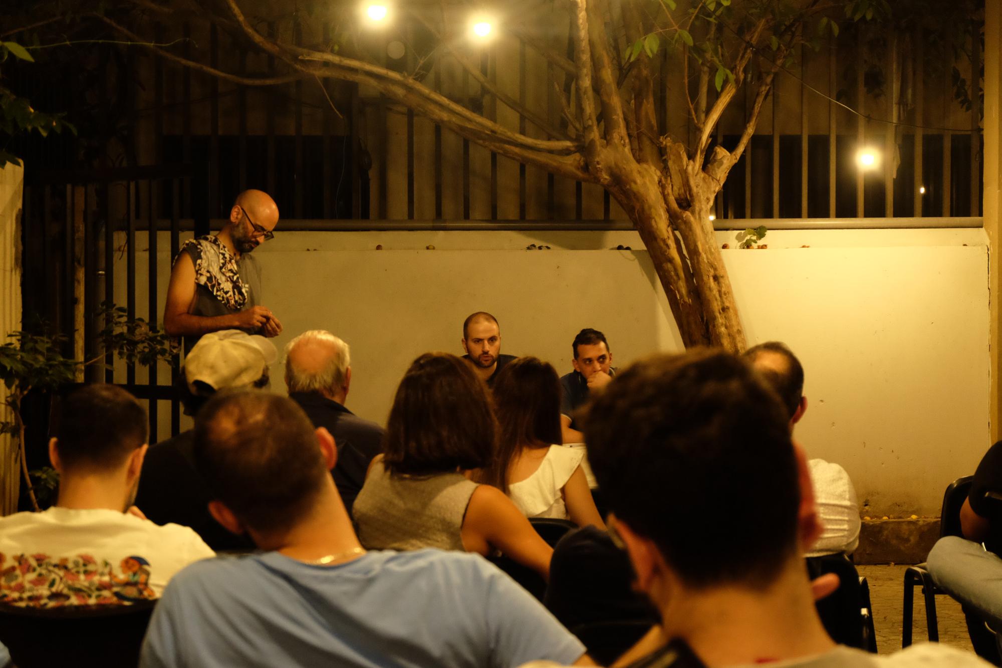 Die wöchentliche Sitzung der Reformpartei „Staatsbürger:innen in einem Staat“ 10.09.2025. Foto: Justus Könneker.