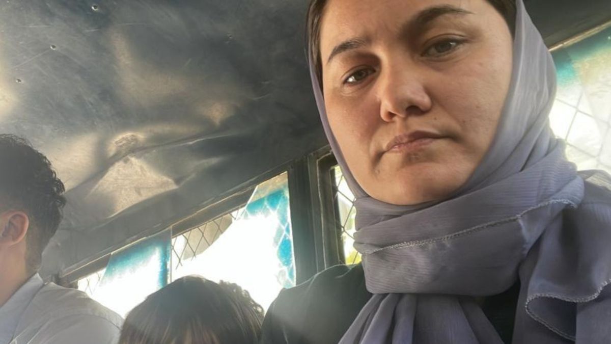 Khadija Haidari in einer pakistanischen Haft- bzw. Gewahrsamseinrichtung. Foto: Khadija Haidari.